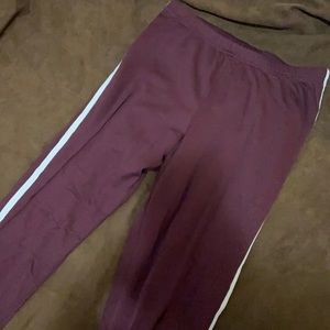 Super soft purple athletic leggings